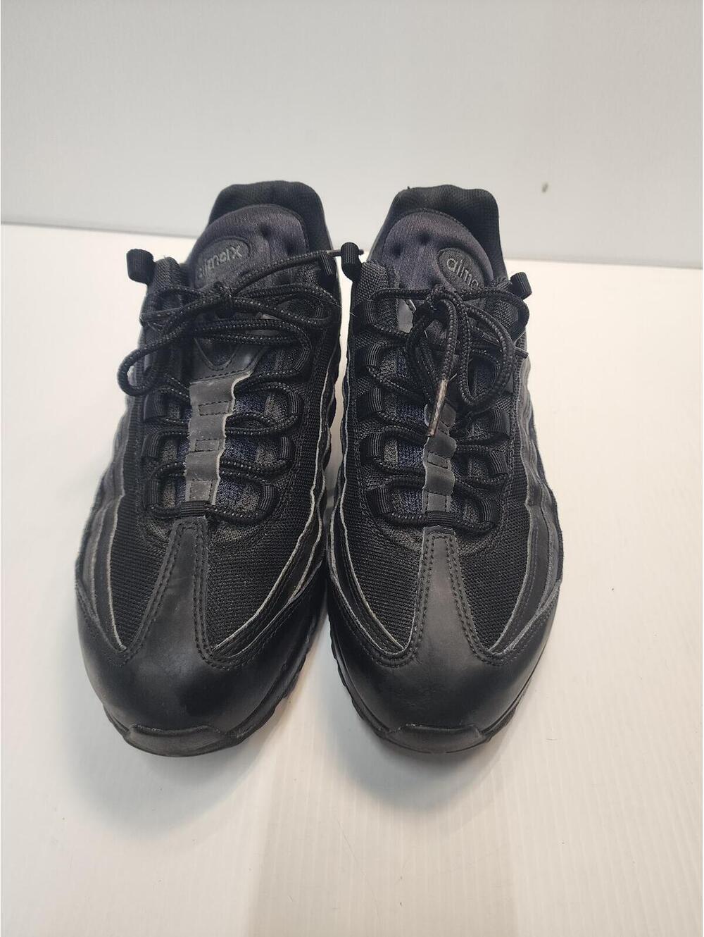 Size 9.5 Nike Air Max 95 Black Sneakers